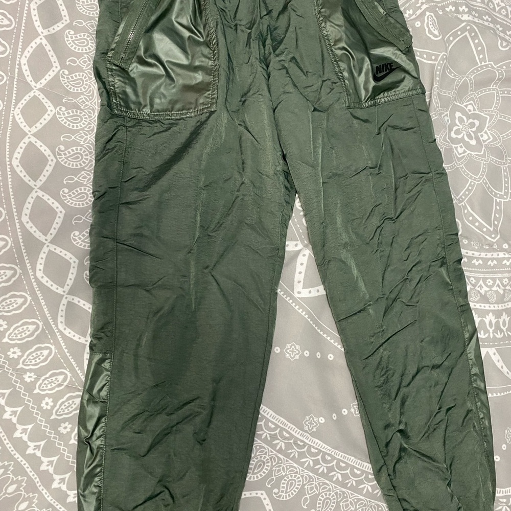 Nike Sportswear Windrunner Tracks Pants